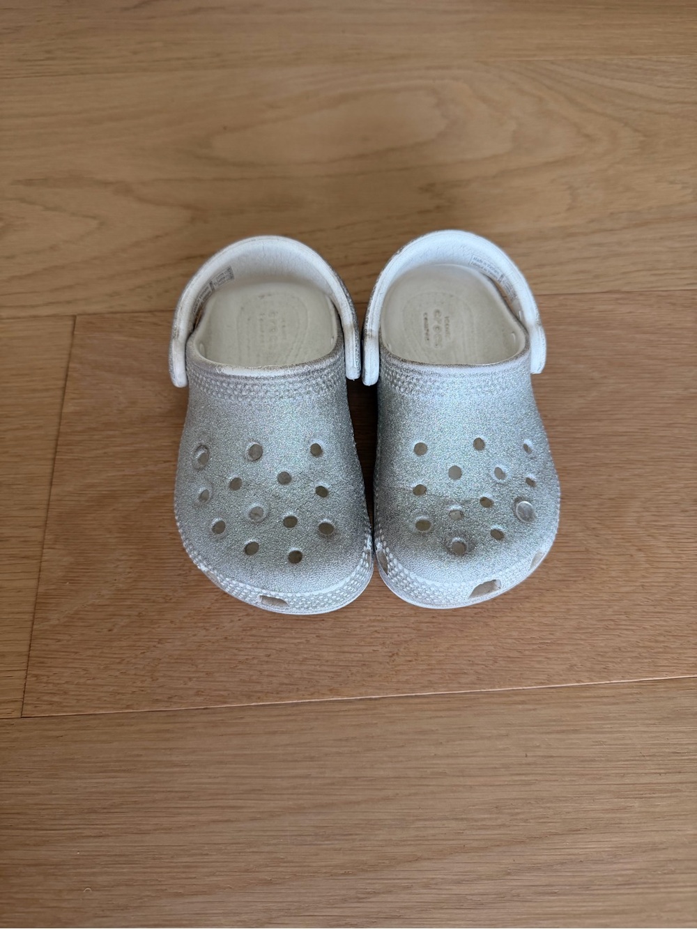 Crocs Classic Iridescent Glitter Clog - Kids C7